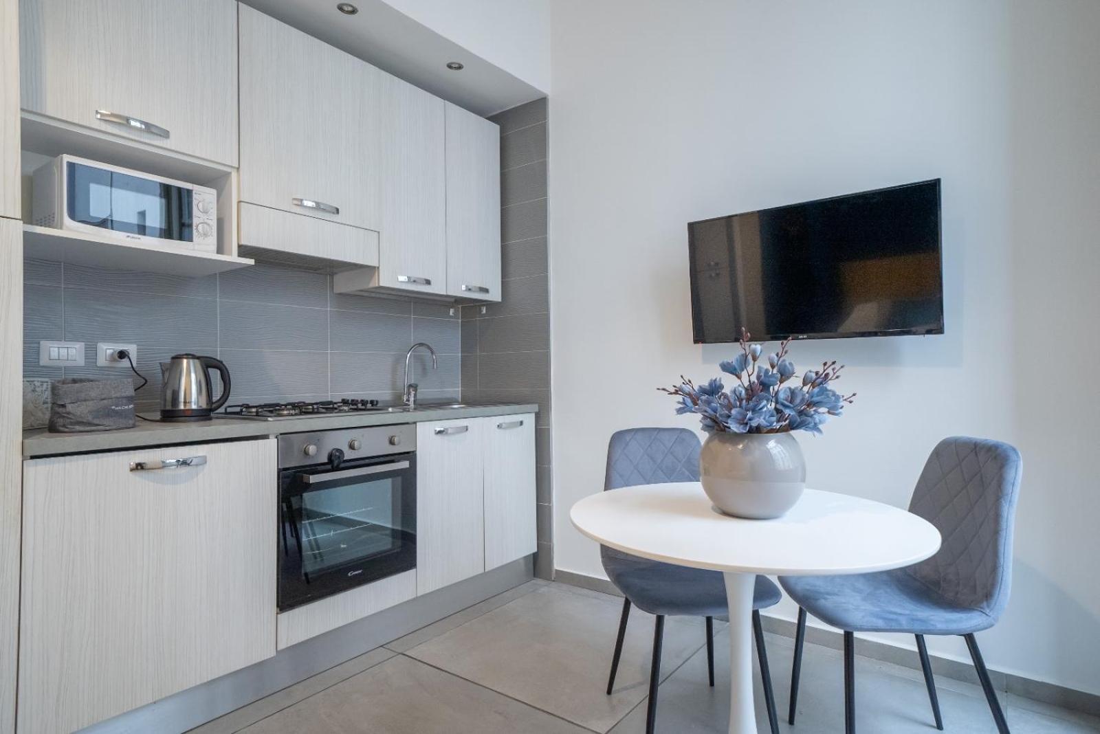 Bovio Boutique Studio Apartment Napoli Bagian luar foto